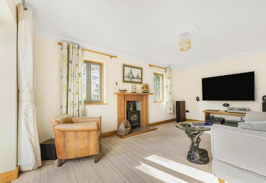 Holiday home Gorgeous On Oxwich Bay! *