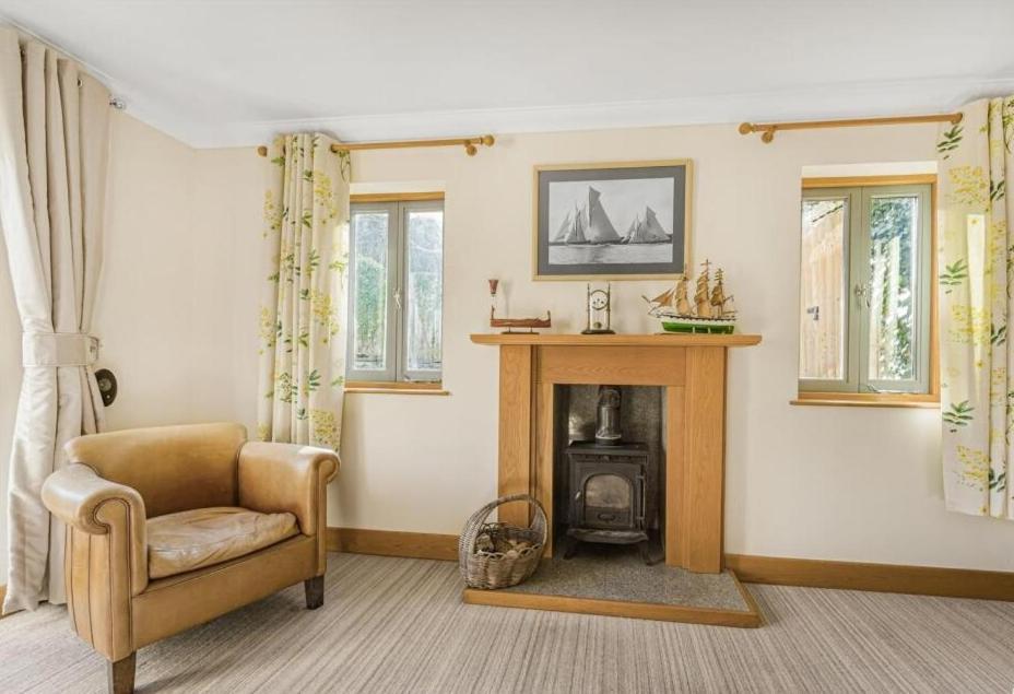 Gorgeous On Oxwich Bay! Holiday home