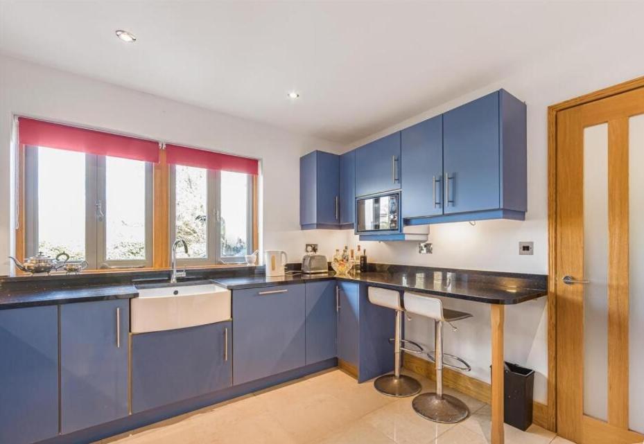 Holiday home Gorgeous On Oxwich Bay! *
